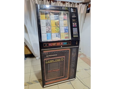 Pinballs, Arcades & Amusements (A997) - Lot 46