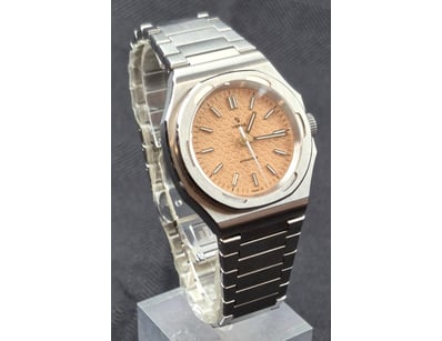 Affordable Watch Market (A1000) - Lot 507
