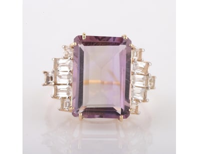 Affordable Jewellery Market (A1004) - Lot 656