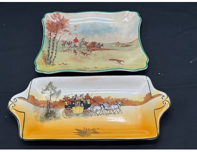 TWO ROYAL DOULTON DECORATIVE PLATES

Plate Lengt...