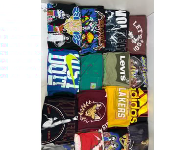 Entire Vintage Clothing Store Liquidation (ON11... - Lot 384