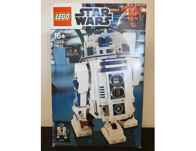 **UNRESERVED** COOKIE'S LIFETIME COLLECTION OF ... - Lot 658