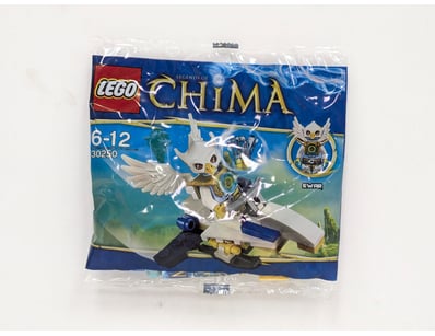 LEGO Legends of Chima set 30250 featuring Ewar min...