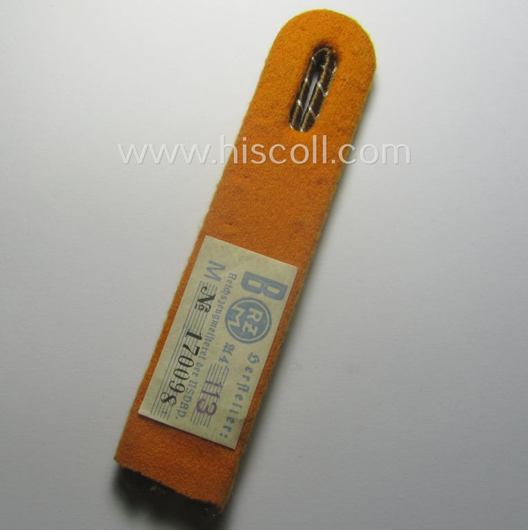 Single, SA (ie. 'Sturmabteilungen') EM-shoulderboard (ie. 'Schulterstück für Mannschaften der SA-Gruppe Elbe o. Neckar' being a 'mint- ie. unissued' example that still retains its period-attached 'RzM'-etiket