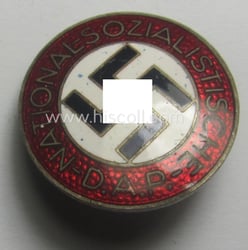 'N.S.D.A.P. - Parteiabzeichen' showing the makers'-designation: 'RzM' and/or:...