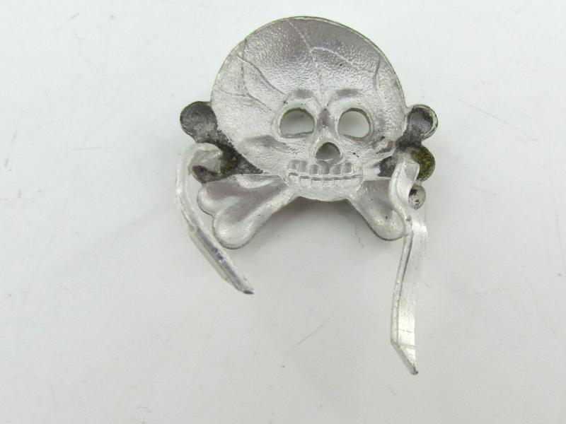 Wehrmacht (Heer) 1x Panzer Collar Tab Skull
