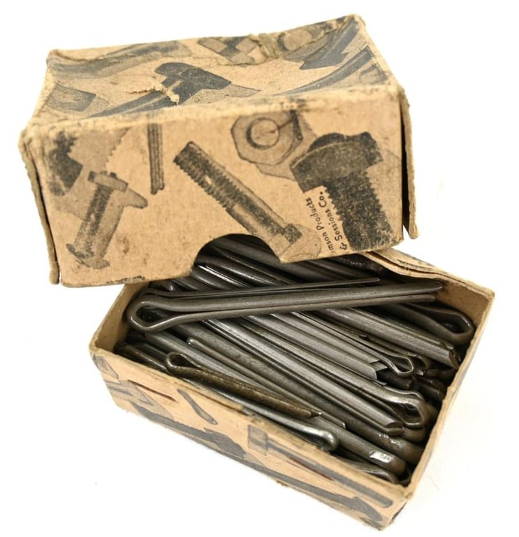 US WW2 1942 Box of Cotters