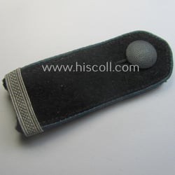 Single, WH (Luftwaffe ie. Hitlerjugend-) related: 'Flakhelfer'-shoulderstrap
