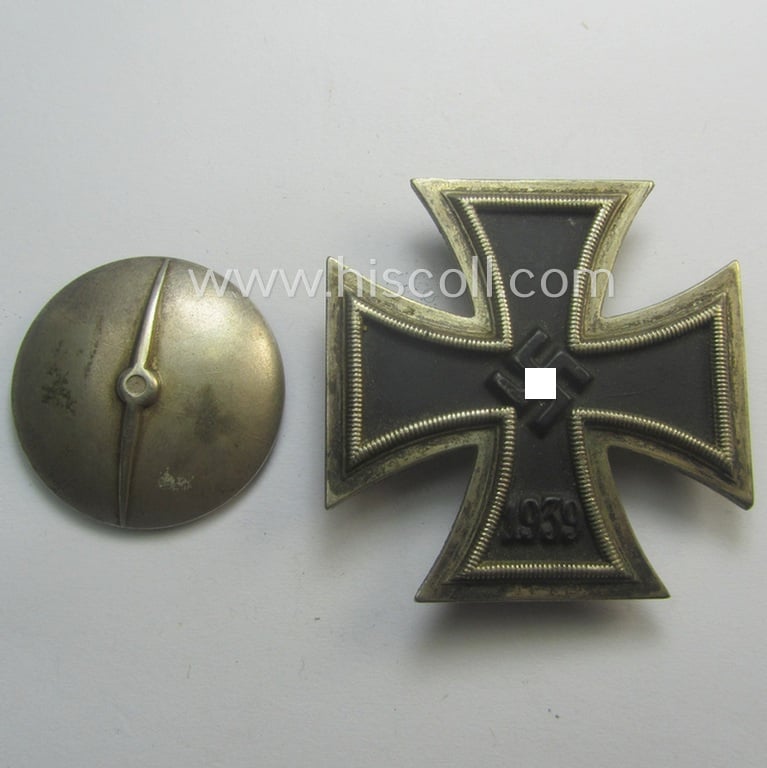 'EK 1. Kl.' (or: Iron Cross 1st class) as executed in the scarcely seen so-called: 'screw-back'-pattern being a typical maker- (ie. 'L/13'-) marked example as was produced by the 'Hersteller': 'Paul Meybauer'