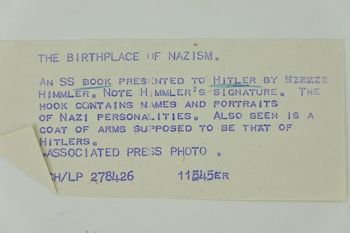Allied WW2 Press Photo 'Nazi Memoriables'