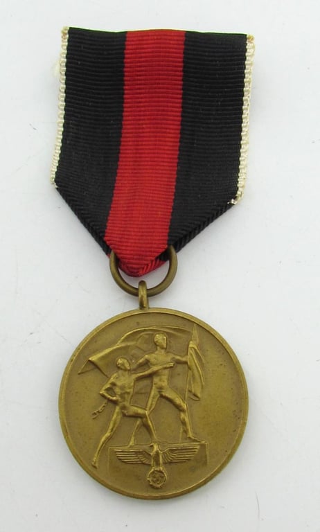 Sudetenland annexation medal  1938 ( Anschluss Medal ) with Case