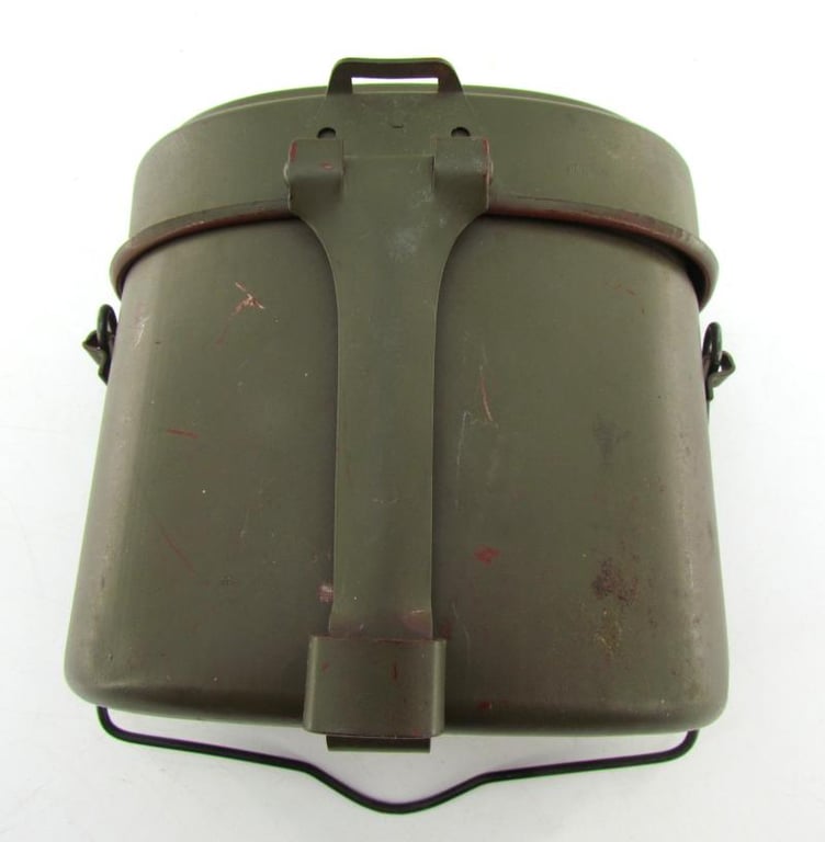 M42 messkit marked OHW43 ( Mint )