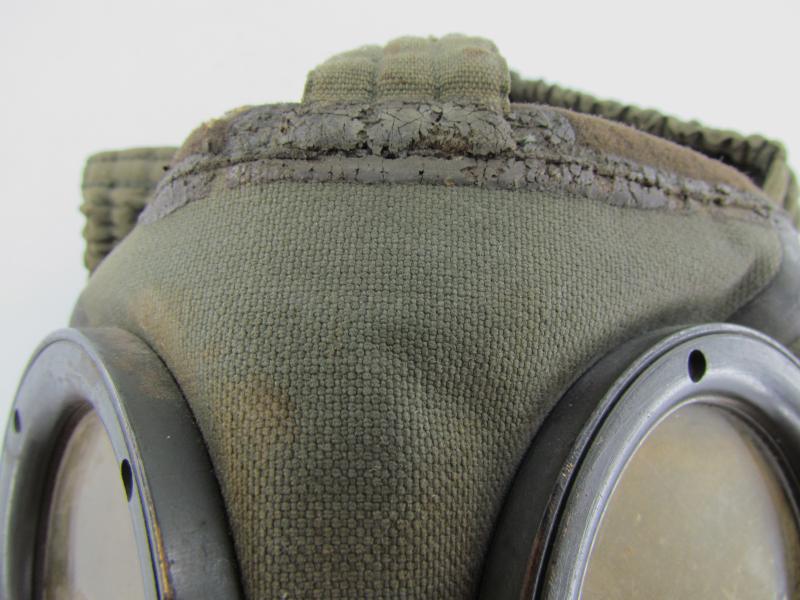 WH/SS Gasmaske 30 with Filter