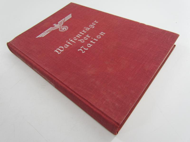 Book : Waffenträger der Nation – Ein Buch der Deutschen Wehrmacht für das Deutsche Volk(1934)