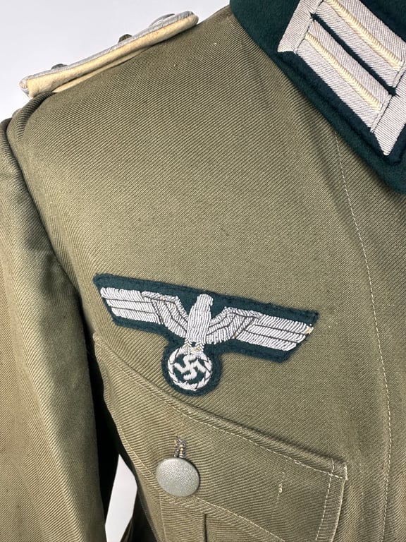 Orginal WW2 German "Heer" officer uniform Oberleutnant.