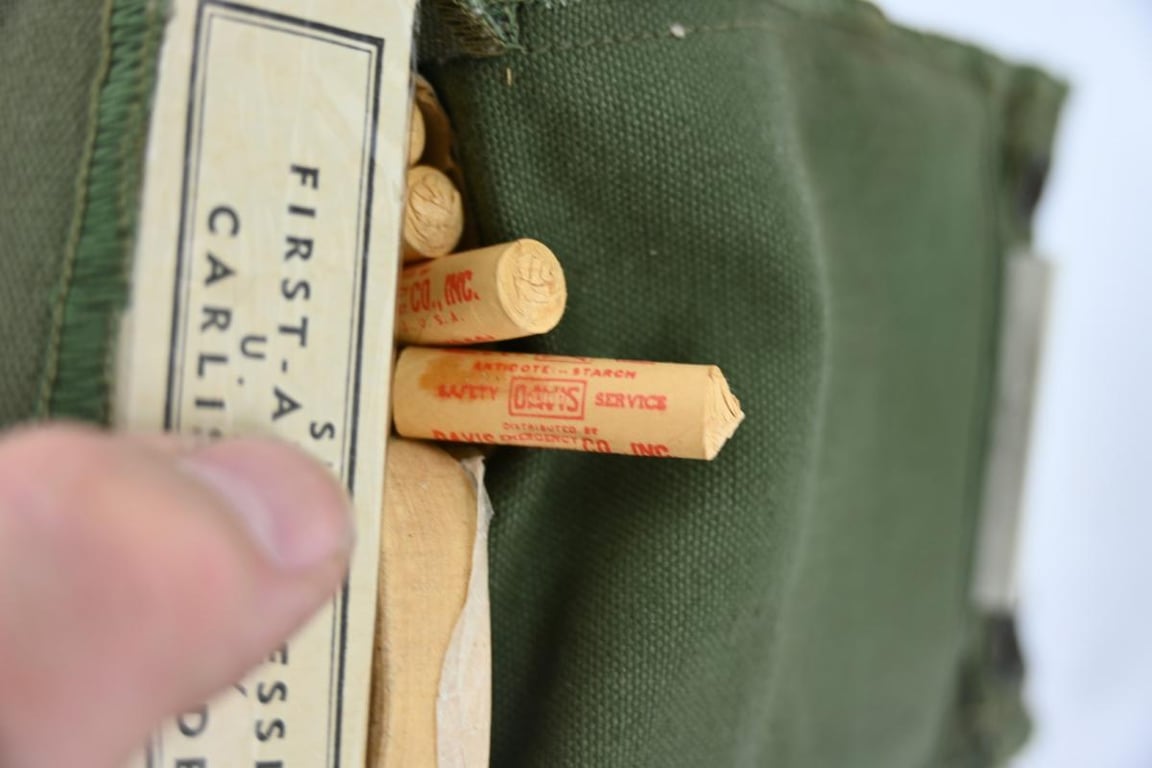 US Navy WW2 Aviator's First-Aid Kit