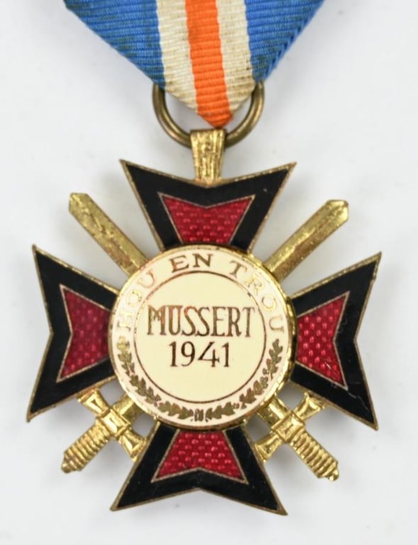 Dutch NSB Mussert Cross in Case