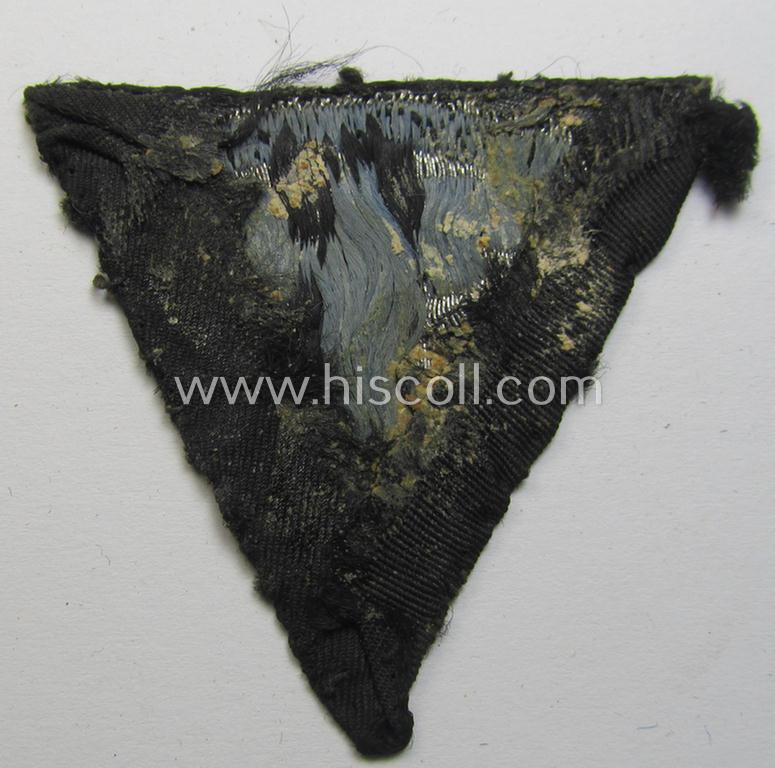 Neat - and clearly used! - so-called: N.S.K.K. (ie. 'National Socialistisches Kraftfahr Korps') side-cap-eagle (ie. 'Adler für N.S.K.K.-Schiffchen o. Lagermütze') being a 'flat-wire-woven'-example onto a bright-blue-coloured background