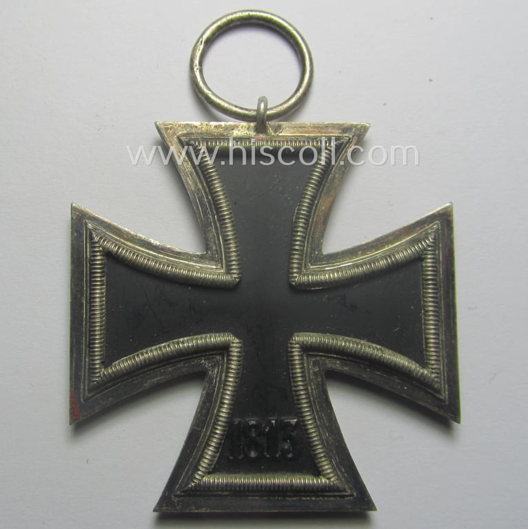 'Eisernes Kreuz II. Klasse' being a (typical) non-maker-marked example by a (by me) unidentified maker (ie. 'Hersteller')