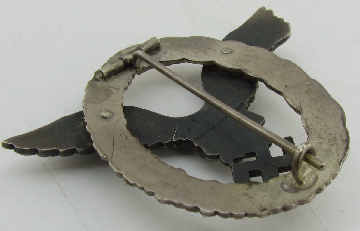 Luftwaffe Pilot's Badge by Brüder Schneider A.G., Wien, with Presentation Case