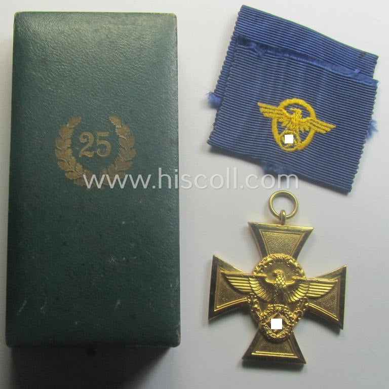 Golden-class 'Pol.-Dienstauszeichnung 1. Stufe' (or: police loyal-service medal first-class) that comes stored in its period, green-coloured (and luxuriously styled!) etui and that comes with its accompanying (shortened) ribbon (ie. 'Bandabschnitt')