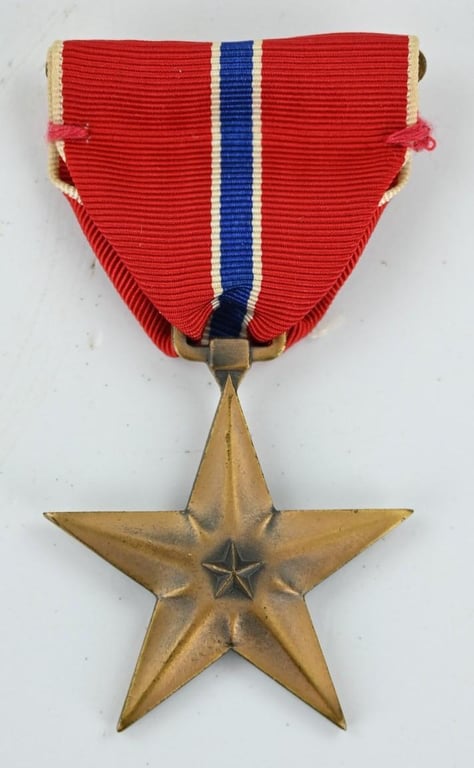 US WW2 Named Bronze Star medal in Case 'James E. Summerset'