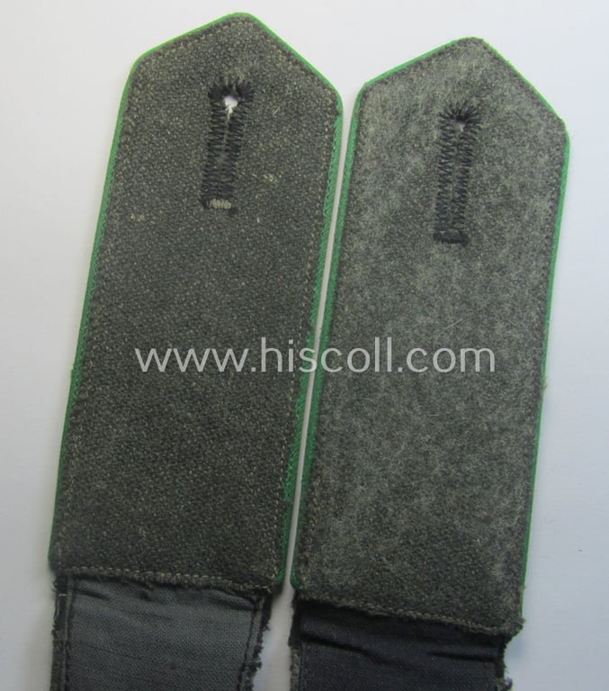 Minimally mis-matched pair of EM- (ie. NCO-) type 'Sicherheitsdienst'- (ie. 'SD'-) related shoulderstraps: 'Schützmannschaften' (ie. 'Schuma')