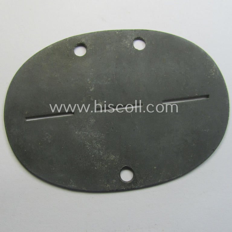 Zinc-based, WH (Heeres) 'Panzer- o. Panzerjäger'-related ID-disc bearing the clearly stamped unit-designation that reads: '2. Pz.Jg.Ers.Abtl. 48' and that comes as issued and/or worn