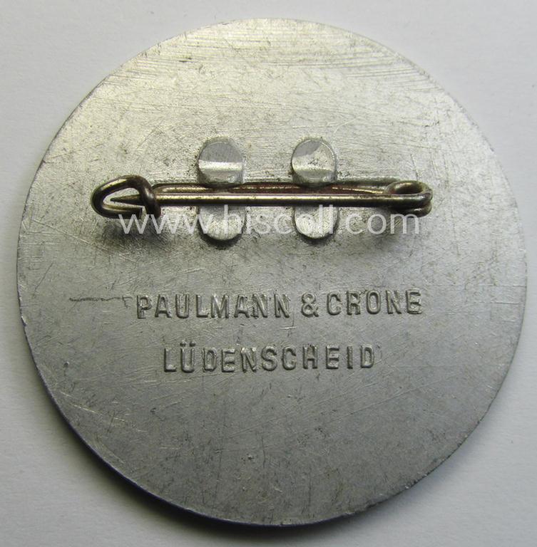 Attractive - and actually scarcely encountered! - HJ ('Hitlerjugend') related 'tinnie', being a maker- (ie. 'Paulmann & Crone'-) marked example showing the text: 'Fahnenweihe - Gebiet Ruhr-Niederrhein - Düsseldorf - 11.Okt.1936'
