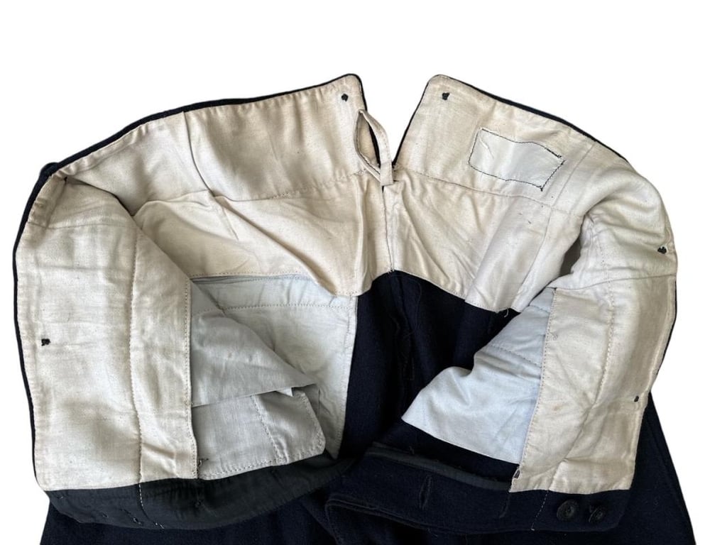 Deutsche Arbeitsfront ( DAF ) Werkschutz Uniform + Trousers + Cap