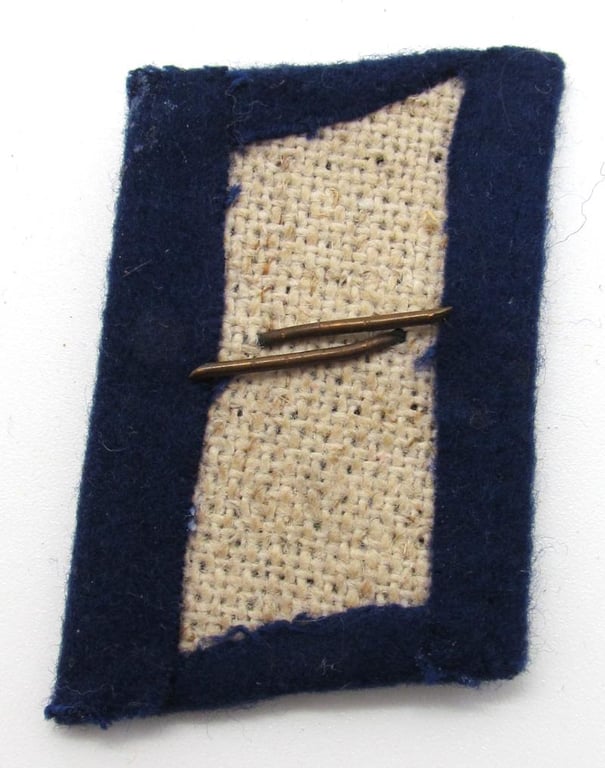 Luftwaffe Sanitäter 'Flieger' Collar Tabs