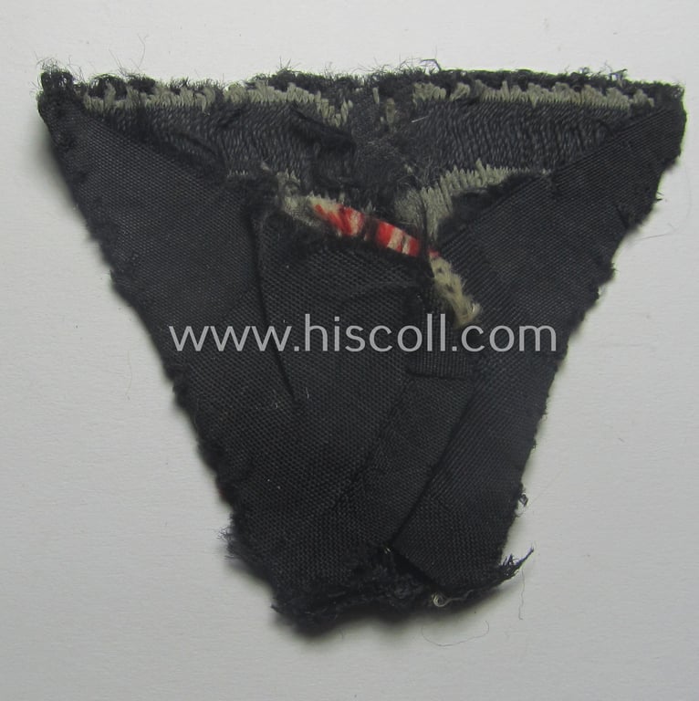 Truly used- and/or cap-removed, WH (Heeres) Panzer 'M43-pattern'-cap-eagle/cocarde (ie. cap-trapezoid or: 'Mützentrapez')