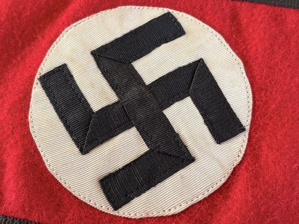 GERMAN WWII THIRD REICH ORIGINAL ALLGEMEINE SS ARMBAND THICK WOOL.