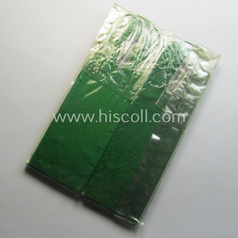 Interesting - and 'virtually mint ie. unissued'! - pair of WH (Heeres), officers'-type shoulderboards: 'Leutnant der Jäger- o. Gebirgsjäger-Trpn.'