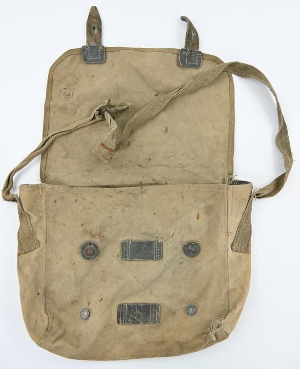 Italian WW2 M33 Gasmask Pouch