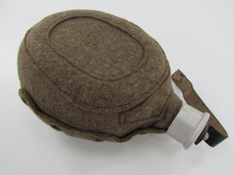 Large M31 medical canteen marked ESB 40