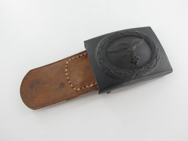 Luftwaffe belt buckle by Hermann Aurich 1940 ( Mint )