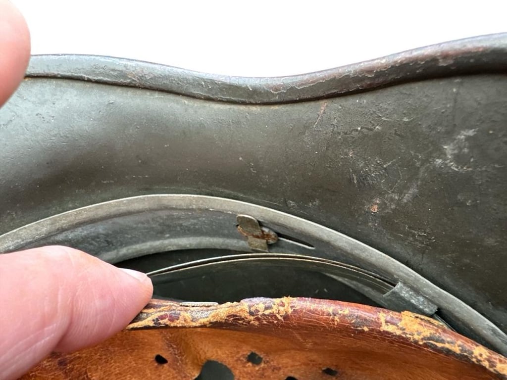 Wehrmacht Q64 DD M40 Police helmet