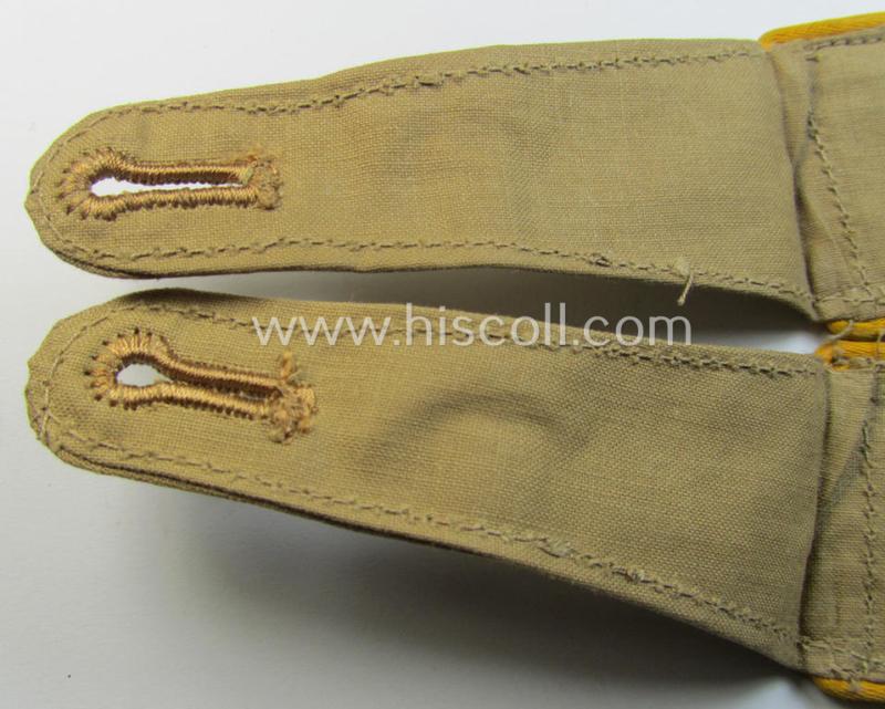 Superb - fully matching and 'virtually mint- ie. unissued'! - pair of EM-type, WH (Luftwaffe) 'tropical-issue' shoulderstraps as was intended for usage by a: 'Soldat der Flieger- o. Fallschirmjäger-Truppen'