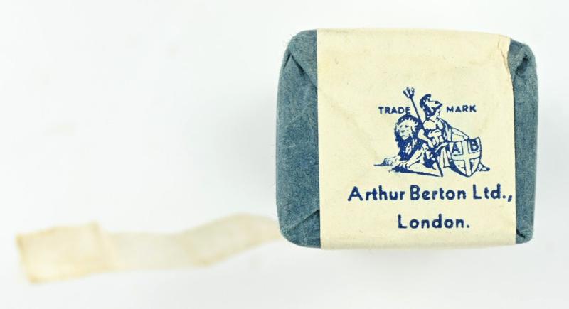 British WW2 Medical Wool Package