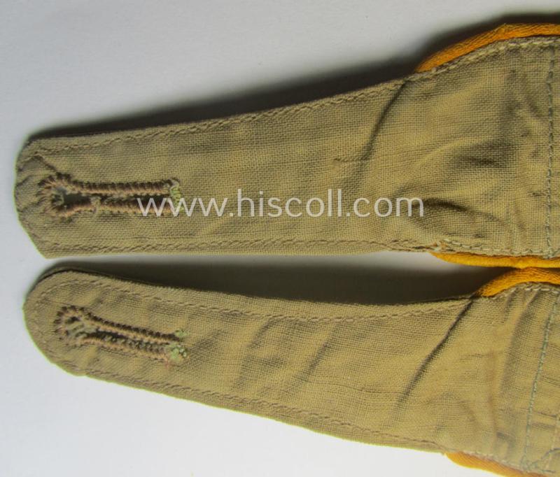 Pair of - truly used- and/or worn! - WH (Luftwaffe) 'tropical-styled' NCO-type shoulderstraps (as was specifically for usage on the tropical-shirts ie. tunics) as was intended for usage by an: 'Feldwebel der Flieger- o. Fallschirm-Trpn.'
