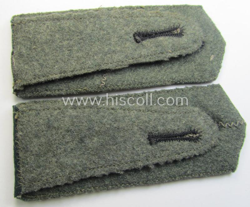 Pair of WH (Heeres),'cyphered') EM-type shoulderstraps: 'Soldat des Wachbatallions Berlin'