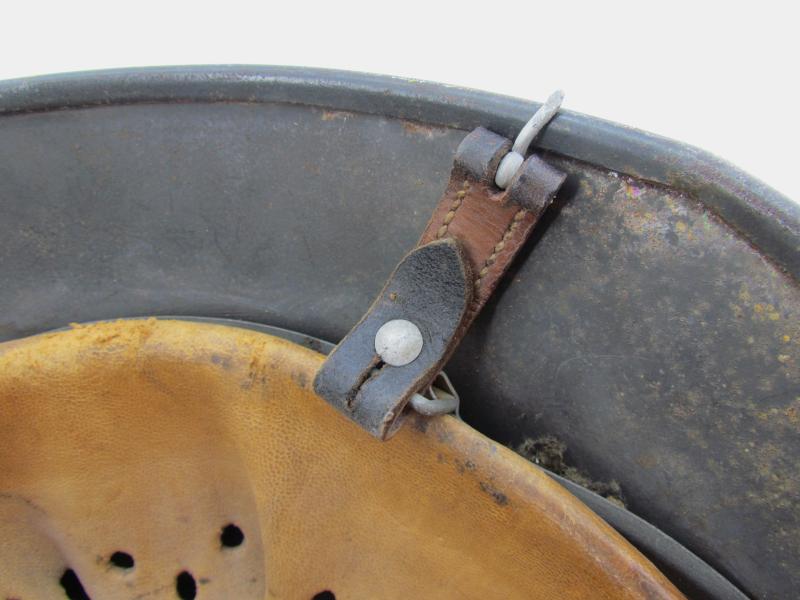 Luftwaffe Q62 M40 SD Helm ( untouched attic find )