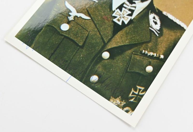 Signature of Luftwaffe KC Recipient 'Dr. Heinrich Neumann'