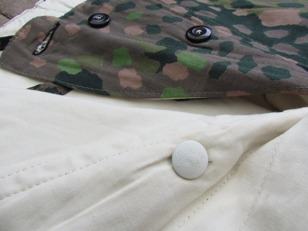 Extremely Rare Waffen-SS Dot 44 Erbsentarn Reversible Winter Trousers – Stone Mint Condition