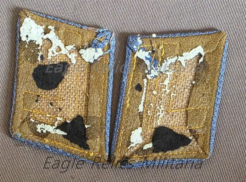 Set of Orts-Level Hauptstellenleiter Collar Tabs
