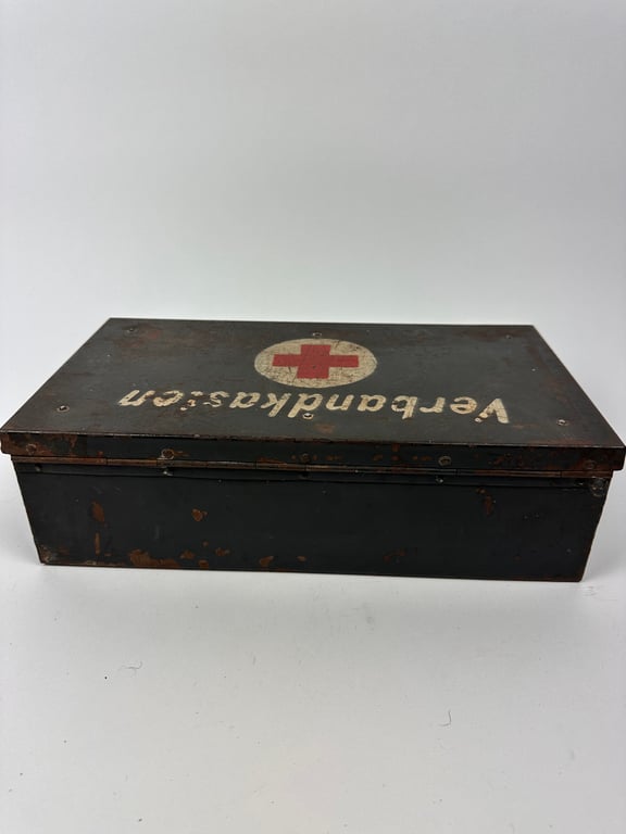 WW2 German 'Verbandkasten' First Aid Box