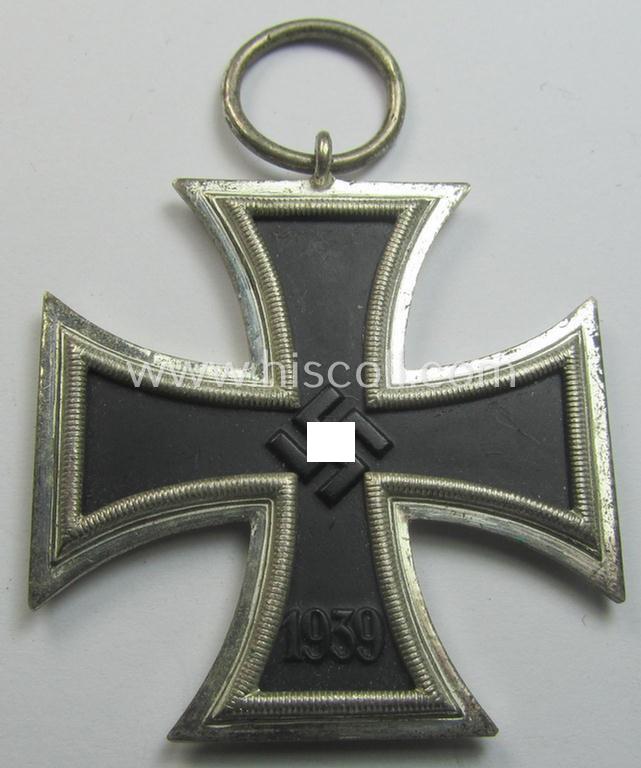 Superb, 'Eisernes Kreuz 2. Klasse' (or: iron cross 2nd class) being an early-period, non-maker-marked- and/or magnetic specimen as was executed in the so-called: 'Schinkel'-pattern by (I deem) the maker: 'Wilhelm Deumer'