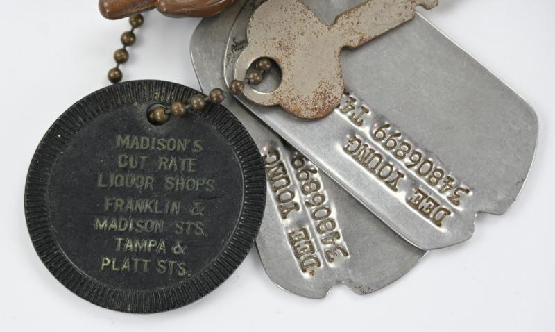 US WW2 Dog-tag Set 'Dee Young'