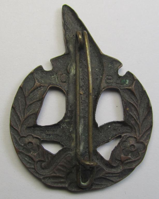 Superb - and presumably Dutch-produced! - example of a (female) NJS- (or: 'Nationale Jeugdstorm'-) related youth-sports-badge of the bronze-class (being an attractive example that shows a unique, serial-number that reads: '1084')
